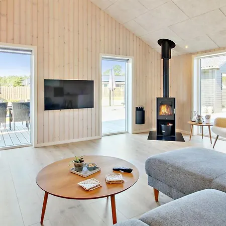 Feriehus Anuk - 2-3km From The Sea By Interhome *