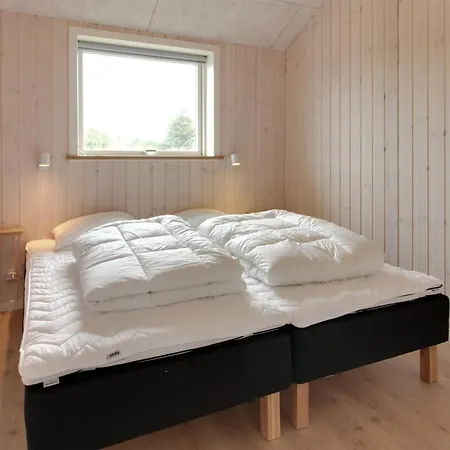 Feriehus Anuk - 2-3km From The Sea By Interhome